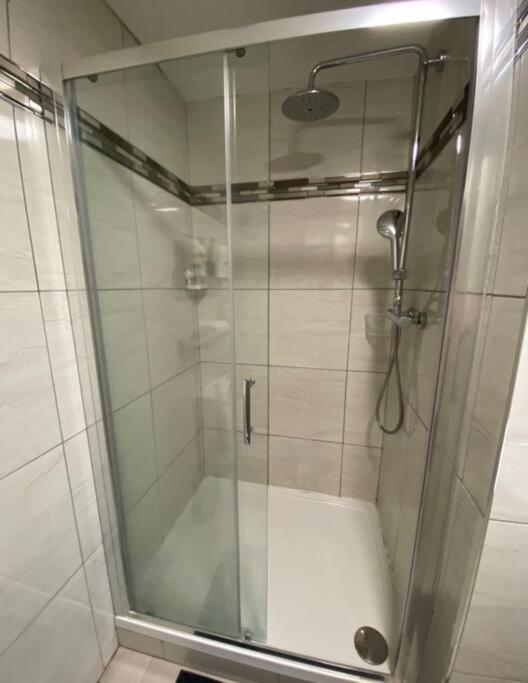 Cosy And Central Abbey Street Apt Apartamento *